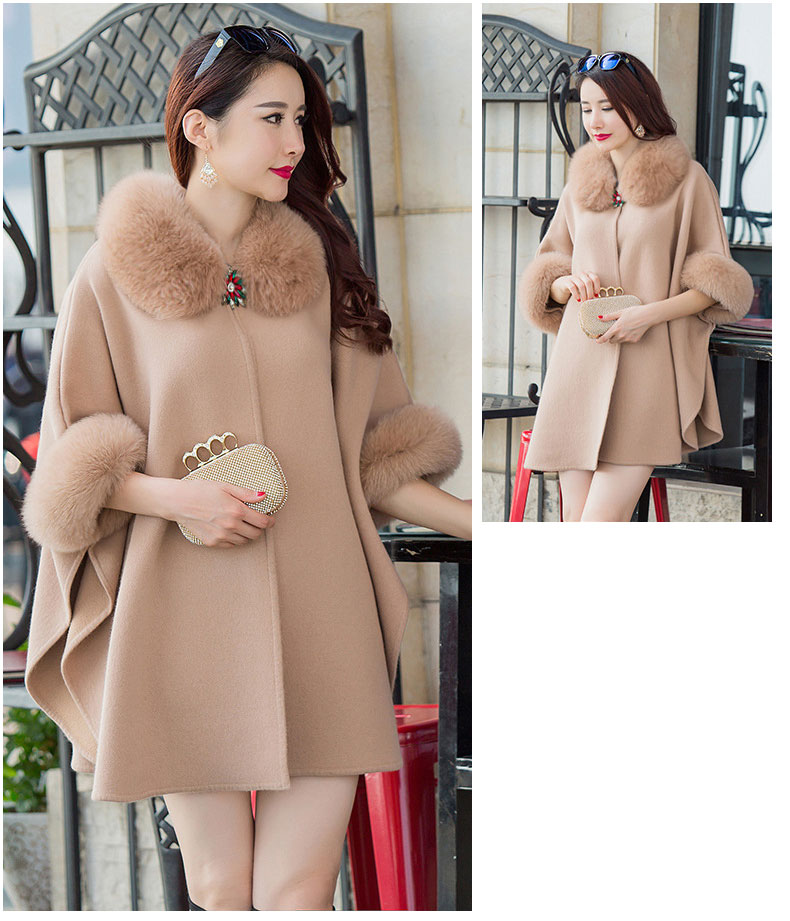 Cashmere-Cape-with-Fox-Fur-Trim-827-Details_05