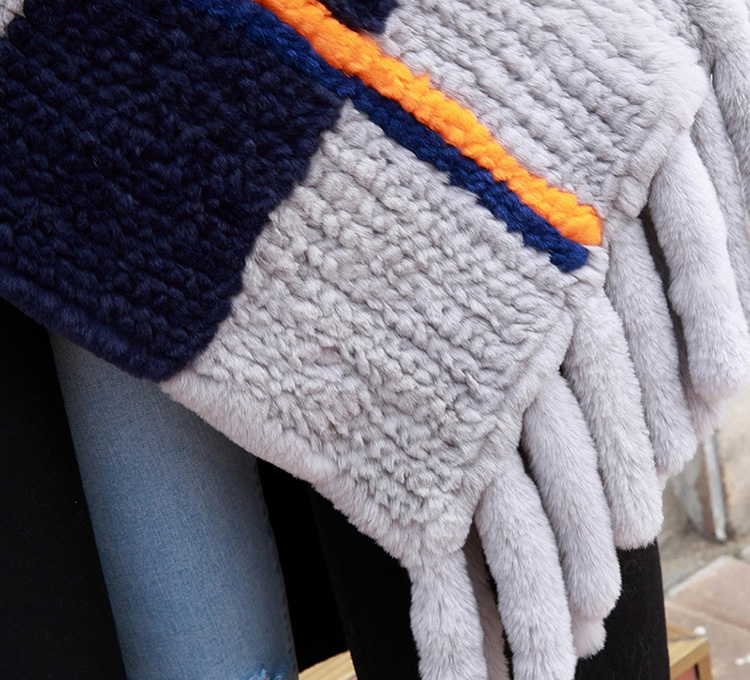 Knitted Rex Rabbit Fur Shawl 864 Details 3