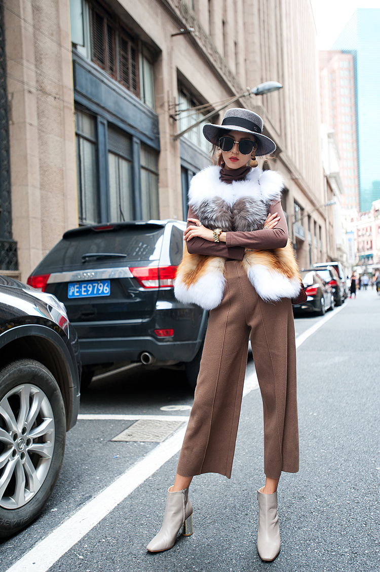 Fox Fur Long Vest 076 Details 9